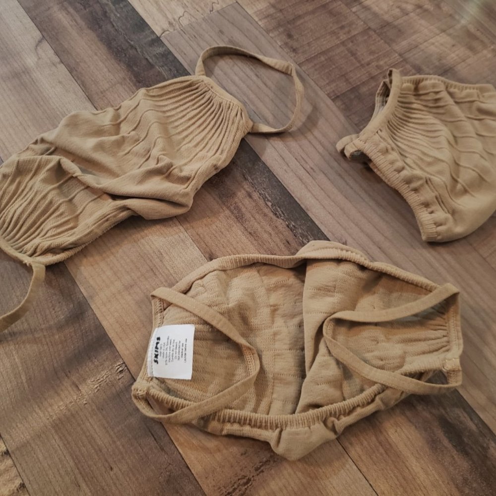 New Skims face mask Clay nude by Kim Kardashian